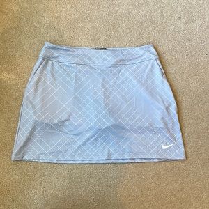 Nike Golf grey patterned golf skirt size medium